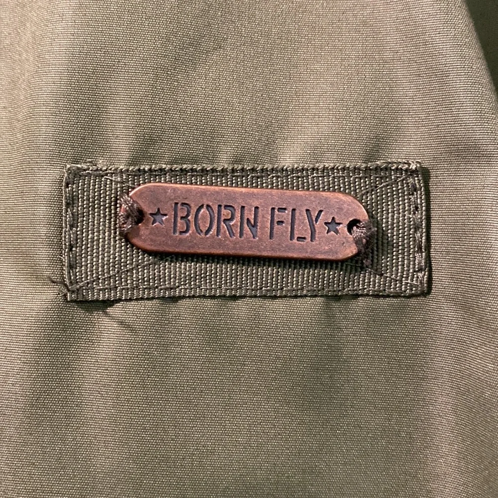 Born Fly puffer vest - Picture 5 of 16